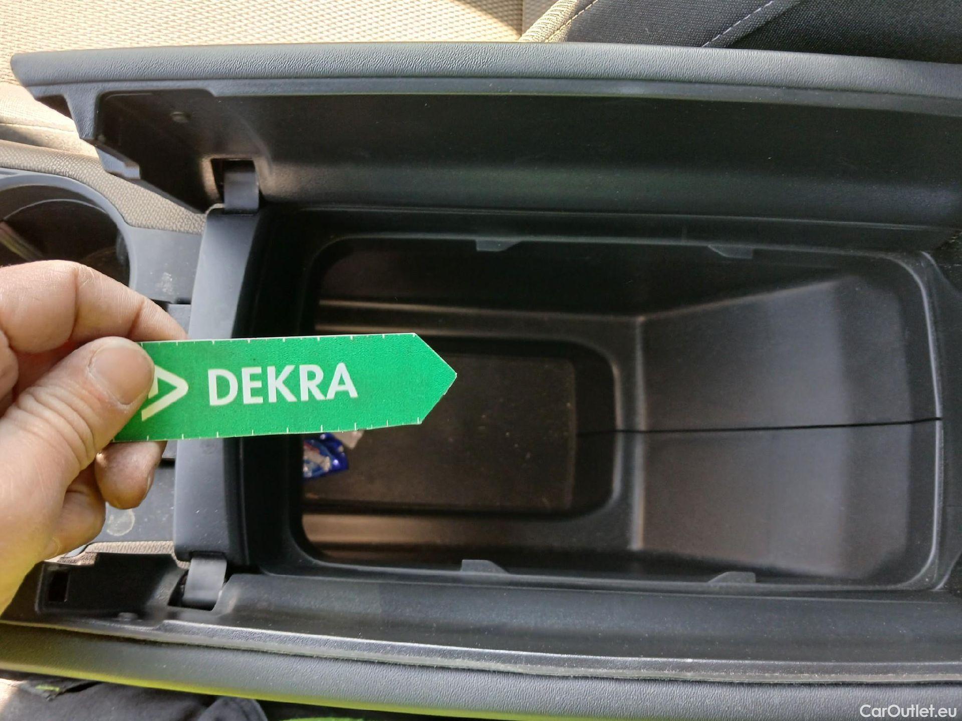  DS  DS7 DS DS 7 Crossback / 2017 / 5P / todoterreno BlueHDi DE 96kW (130CV) Auto. BASTILLE (AC2) #30