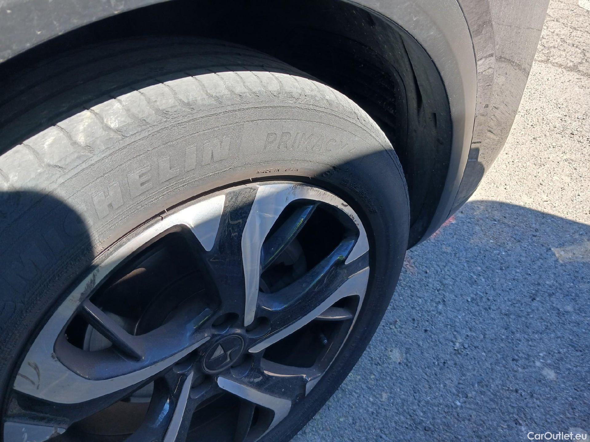  DS  DS7 DS DS 7 Crossback / 2017 / 5P / todoterreno BlueHDi DE 96kW (130CV) Auto. BASTILLE (AC2) #26