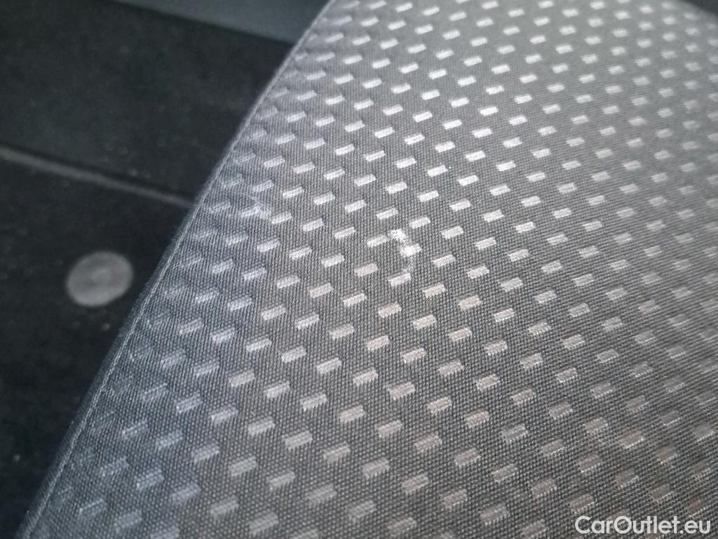  Ford  Focus FORD  / 2018 / 5P / berlina con portón 1.0 Ecoboost MHEV 92kW ST-Line Style SIP (AC2) #12