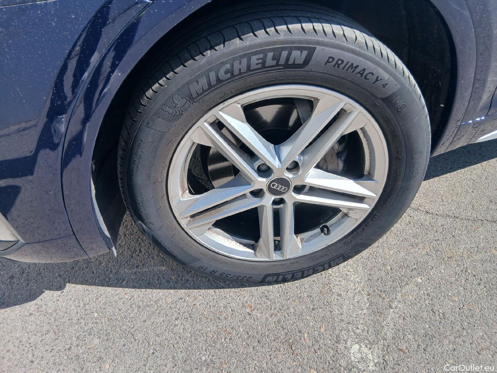  Audi  Q5 AUDI  / 2020 / 5P / todoterreno Genuine 40 TDI 150kW quattro-ultra #3