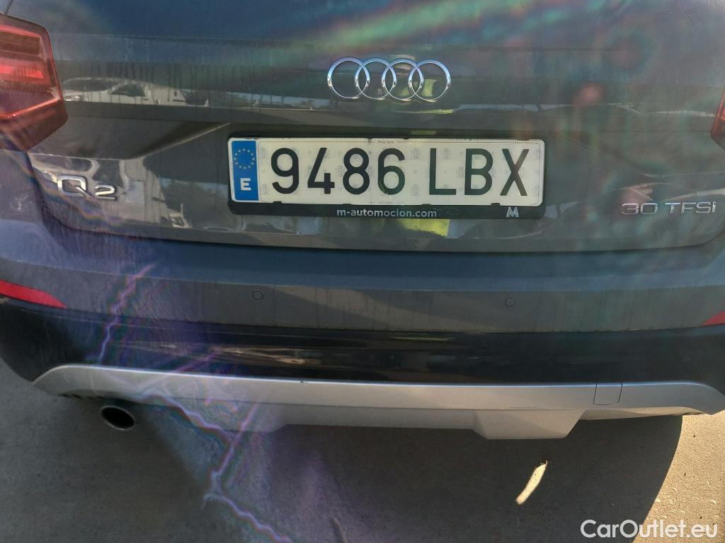  Audi  Q2 AUDI  / 2016 / 5P / todoterreno Design 30 TFSI 85kW (116CV) #9