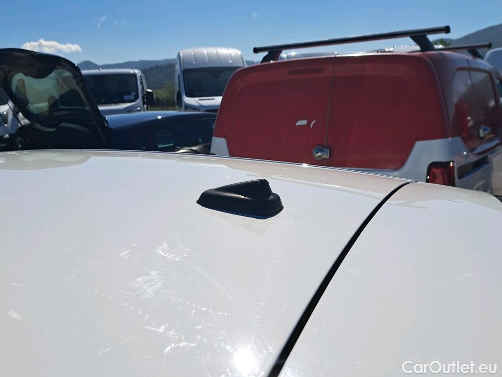  Skoda  Fabia SKODA  / 2021 / 5P / berlina con portón 1.0 TSI 70KW (95CV) Ambition (AC) #56