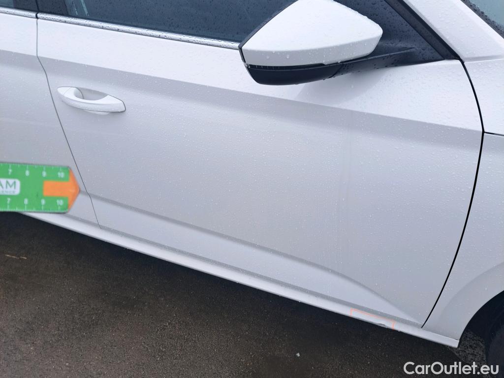  Skoda  KAMIQ SKODA  1.0 TSI 81kW (110CV) DSG Ambition #1