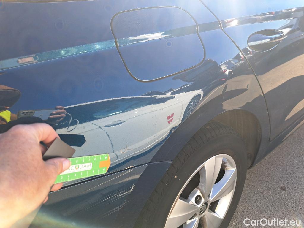  Skoda  Octavia SKODA  / 2020 / 5P / familiar Combi 2.0 TDI 110kW(150CV) DSG Ambition #1