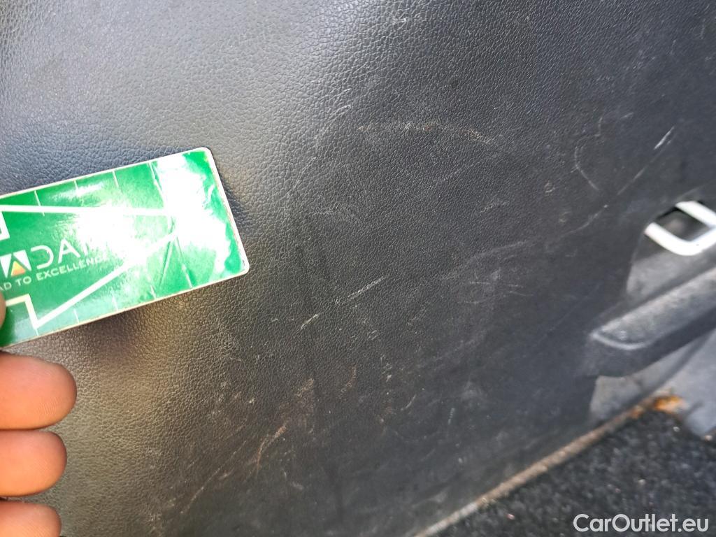  Skoda  Fabia SKODA  / 2021 / 5P / berlina con portón 1.0 TSI 70KW (95CV) Ambition (AC) #38