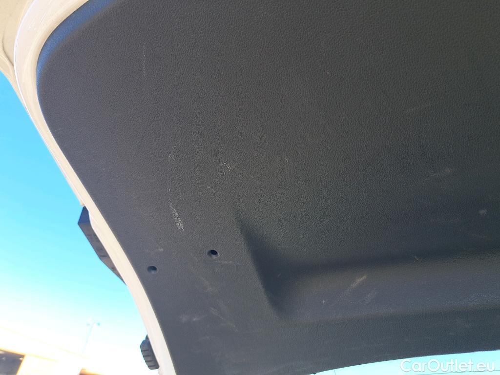  Skoda  Fabia SKODA  / 2021 / 5P / berlina con portón 1.0 TSI 70KW (95CV) Ambition (AC) #35