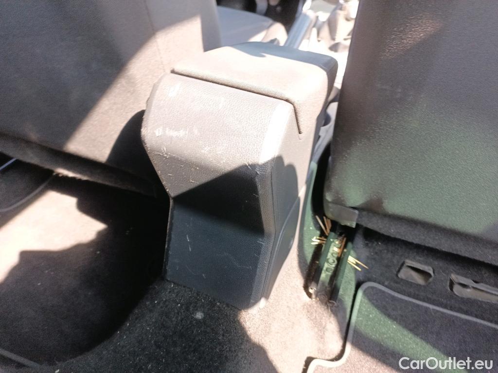  Seat  Arona SEAT  / 2017 / 5P / todoterreno 1.0 TSI 81kW (110CV) Style Plus (AC) #7