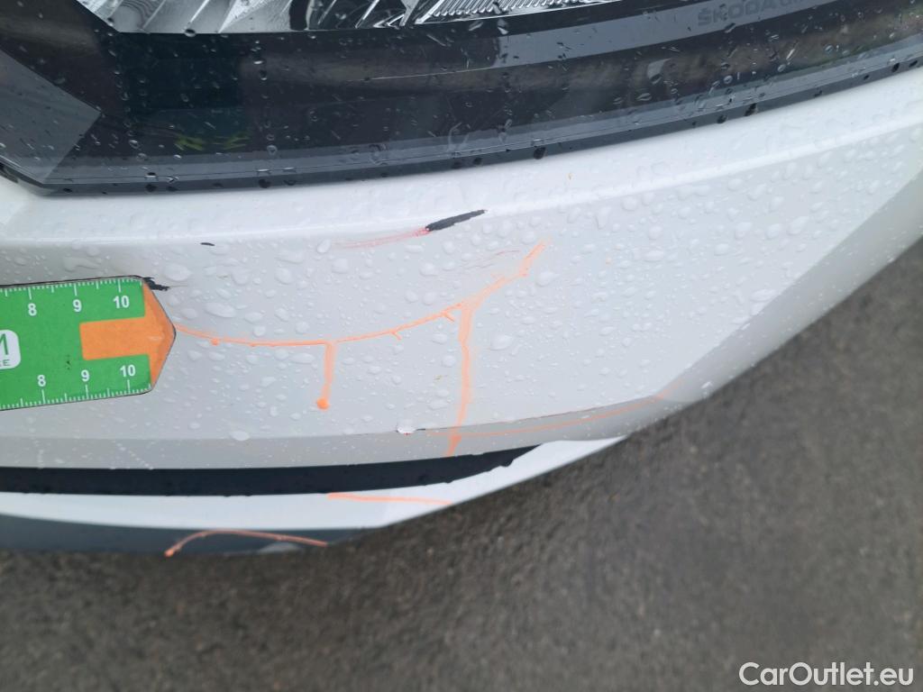  Skoda  KAMIQ SKODA  1.0 TSI 81kW (110CV) DSG Ambition #8