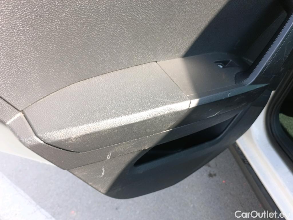  Seat  Arona SEAT  / 2017 / 5P / todoterreno 1.0 TSI 81kW (110CV) Style Plus (AC) #26