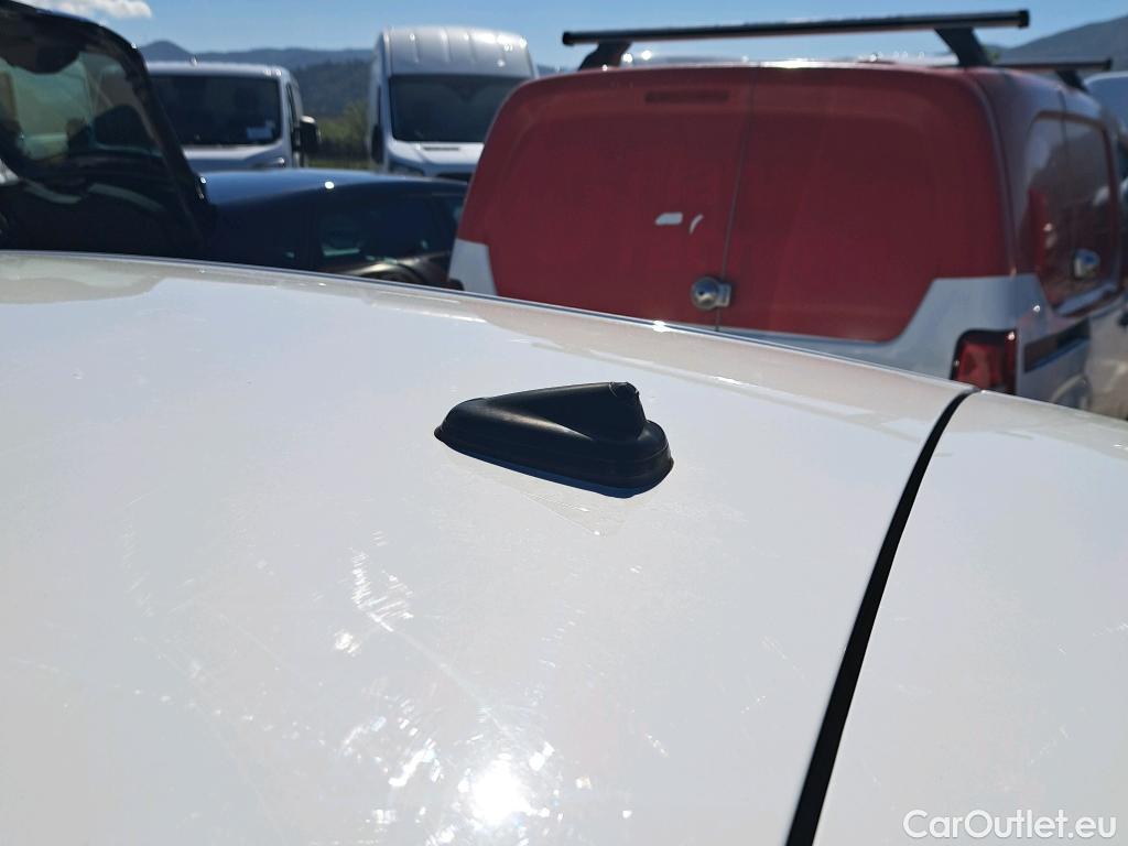  Skoda  Fabia SKODA  / 2021 / 5P / berlina con portón 1.0 TSI 70KW (95CV) Ambition (AC) #57