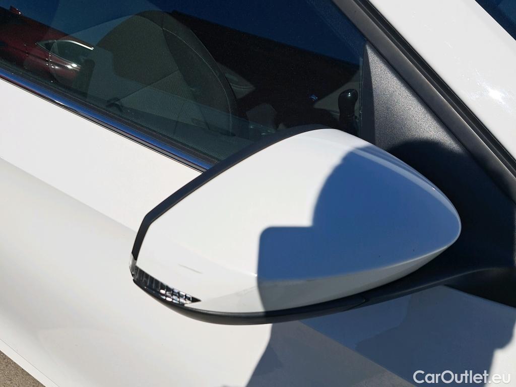  Skoda  Fabia SKODA  / 2021 / 5P / berlina con portón 1.0 TSI 70KW (95CV) Ambition (AC) #46