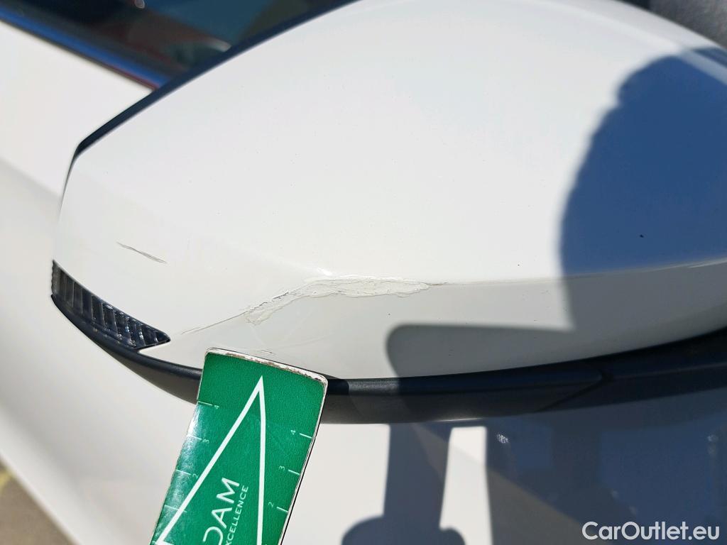  Skoda  Fabia SKODA  / 2021 / 5P / berlina con portón 1.0 TSI 70KW (95CV) Ambition (AC) #47