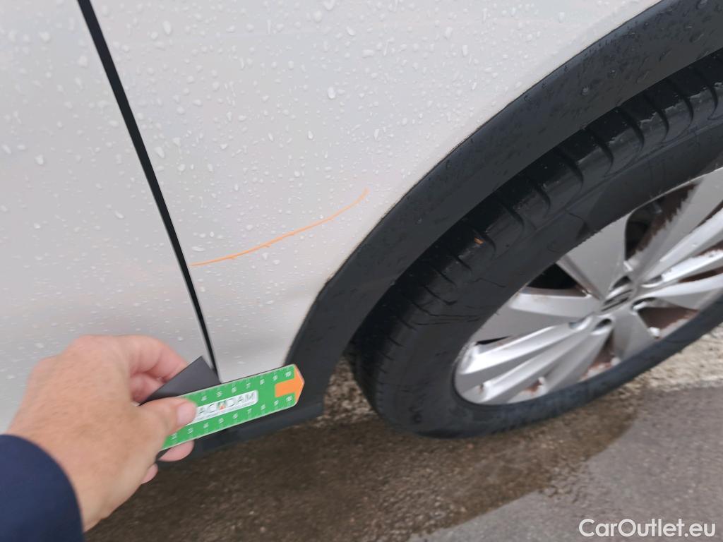  Seat  Arona SEAT  / 2017 / 5P / todoterreno 1.0 TSI 81kW (110CV) Style Plus (AC) #4