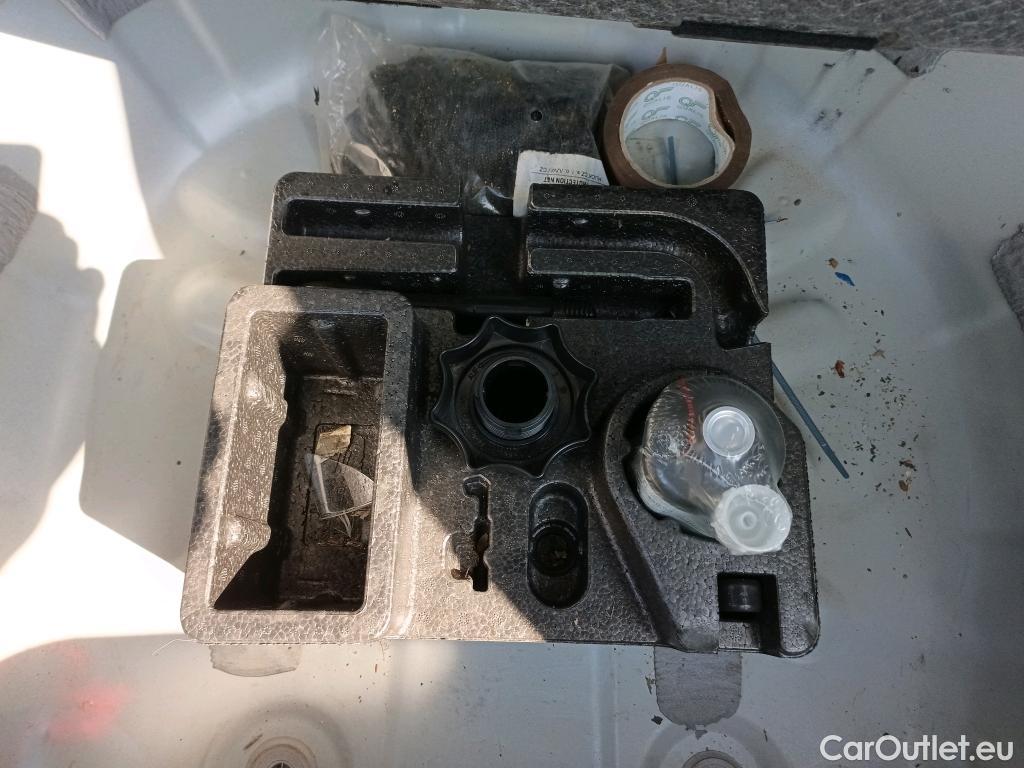  Seat  Arona SEAT  / 2017 / 5P / todoterreno 1.0 TSI 81kW (110CV) Style Plus (AC) #12