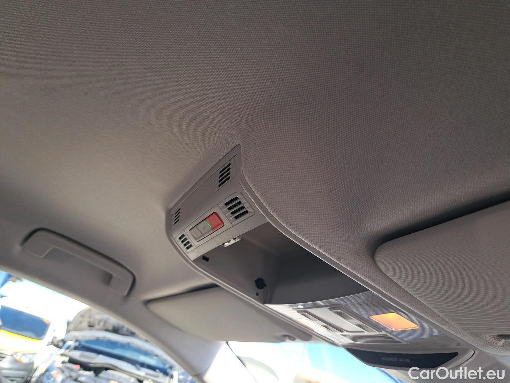  Skoda  Fabia SKODA  / 2021 / 5P / berlina con portón 1.0 TSI 70KW (95CV) Ambition (AC) #54