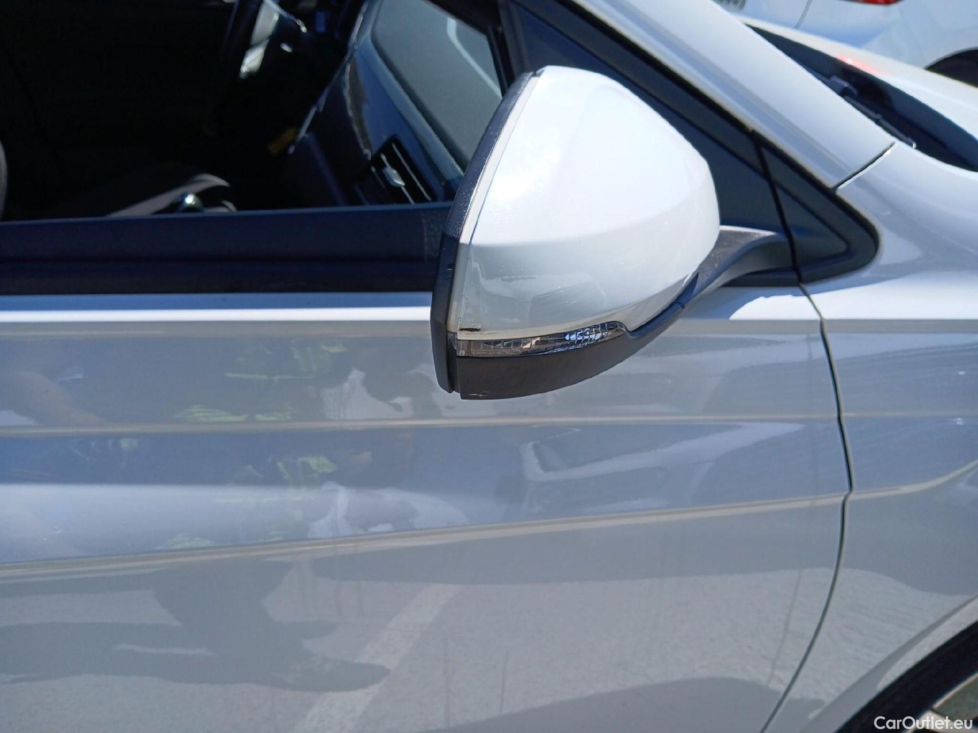  Volkswagen  Polo VOLKSWAGEN  / 2021 / 5P / berlina con portón Life 1.0 TSI 70kW (95CV) #30