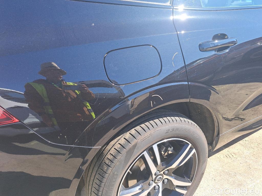  Volvo  XC60 VOLVO  / 2017 / 5P / todoterreno 2.0 T6 AWD Recharge R-Design Auto #14