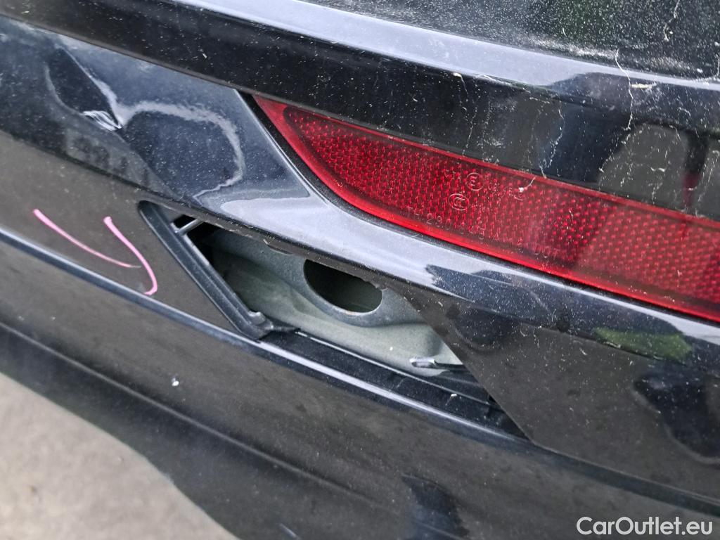  Volvo  XC60 VOLVO  / 2017 / 5P / todoterreno 2.0 B4 D AWD Momentum Pro Auto #28