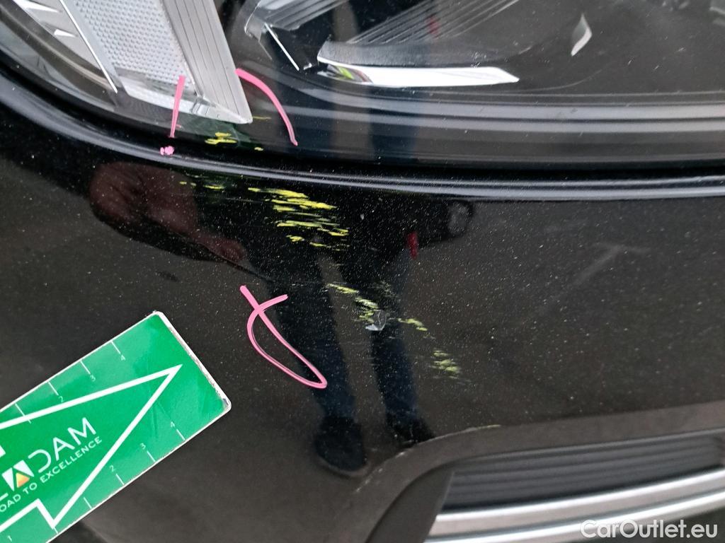  Volvo  XC60 VOLVO  / 2017 / 5P / todoterreno 2.0 B4 D AWD Momentum Pro Auto #9