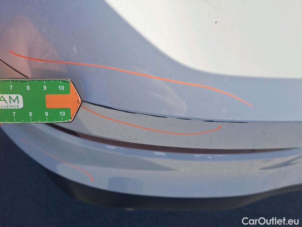  Volkswagen  Golf  VOLKSWAGEN / 2020 / 5P / berlina con portón GTI 2.0 TSI 180kW (245CV) DSG #2