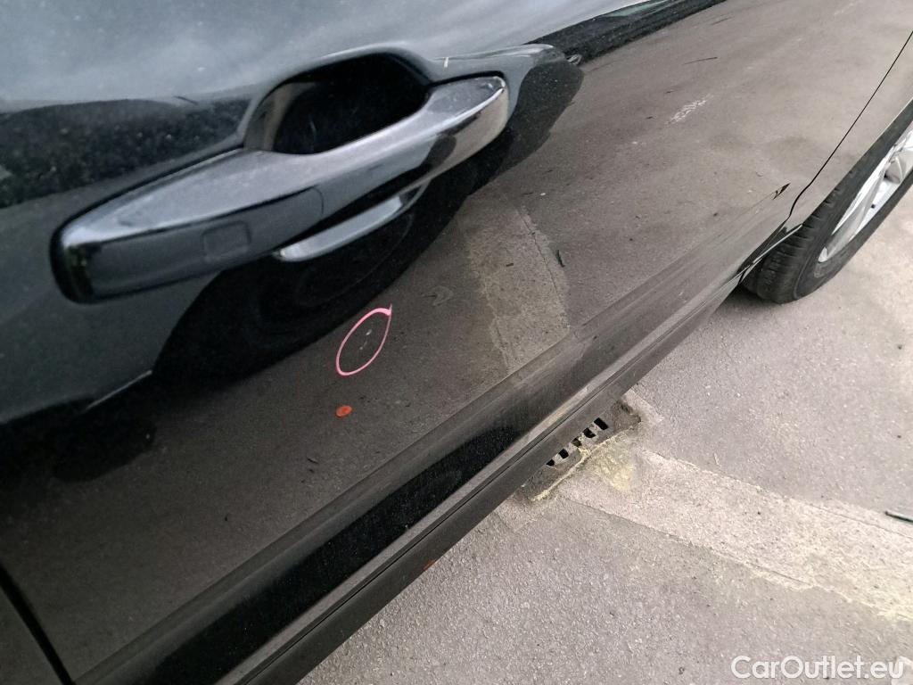  Volvo  XC60 VOLVO  / 2017 / 5P / todoterreno 2.0 B4 D AWD Momentum Pro Auto #6