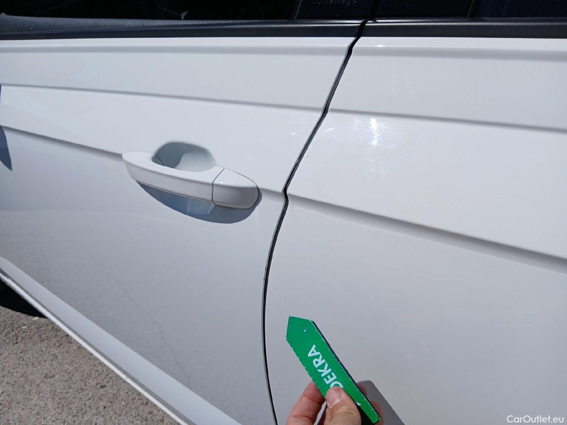  Volkswagen  Polo VOLKSWAGEN  / 2021 / 5P / berlina con portón Life 1.0 TSI 70kW (95CV) #18