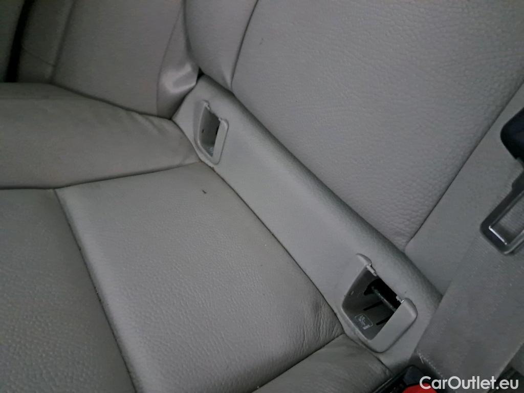  Volvo  XC60 VOLVO  / 2017 / 5P / todoterreno 2.0 B4 D AWD Momentum Pro Auto #20