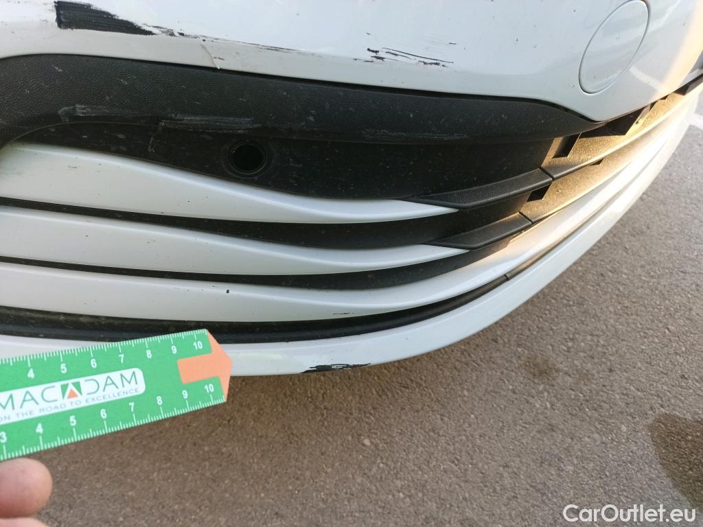  Volkswagen  Golf  VOLKSWAGEN / 2020 / 5P / berlina con portón Life 1.0 eTSI 81kW (110CV) DSG #10