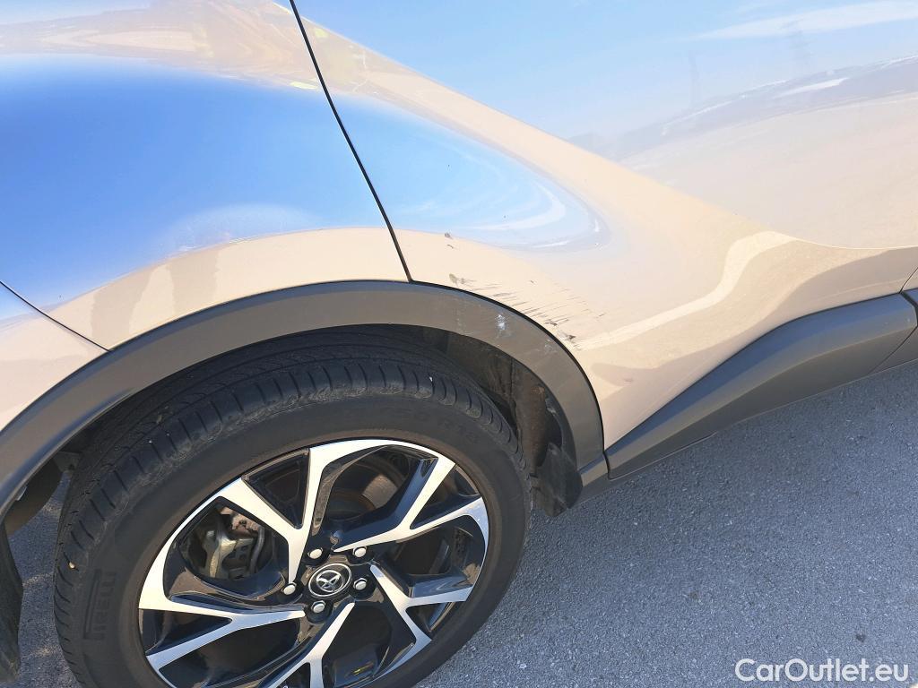  Toyota  C-HR TOYOTA  / 2016 / 5P / todoterreno 1.8 125H Advance (CX) #34