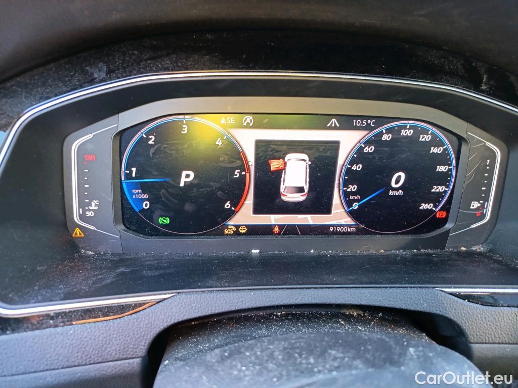  Volkswagen  Passat VOLKSWAGEN  / 2019 / 5P / familiar Alltrack 2.0 TDI 140kW (190CV) 4Mot DSG #48