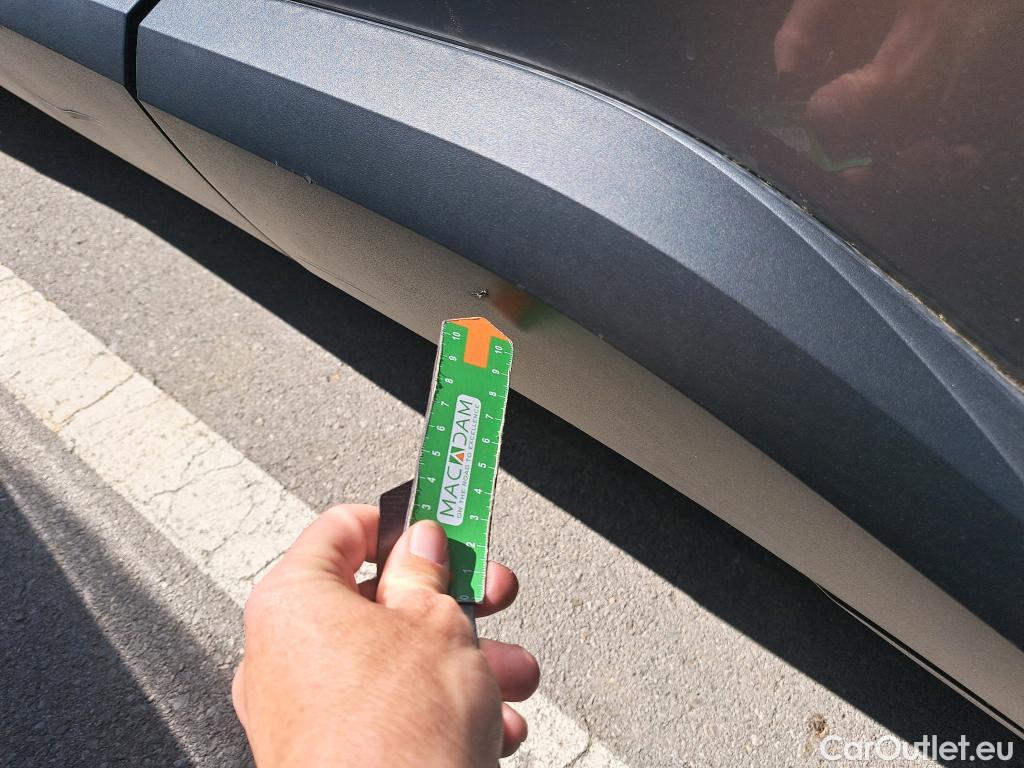  Toyota  C-HR TOYOTA  / 2016 / 5P / todoterreno 1.8 125H Advance (CX) #39