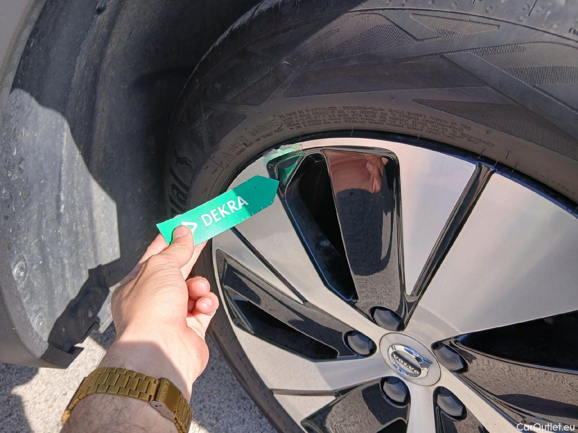  Volvo  XC 40 VOLVO XC40 / 2017 / 5P / todoterreno 1.5 T4 Twin Recharge Inscription Ex Auto #40