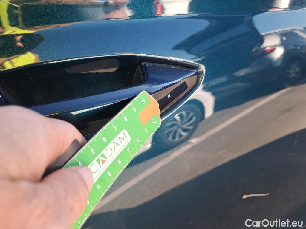  Skoda  Octavia SKODA  / 2020 / 5P / familiar Combi 2.0 TDI 110kW(150CV) DSG Ambition #38