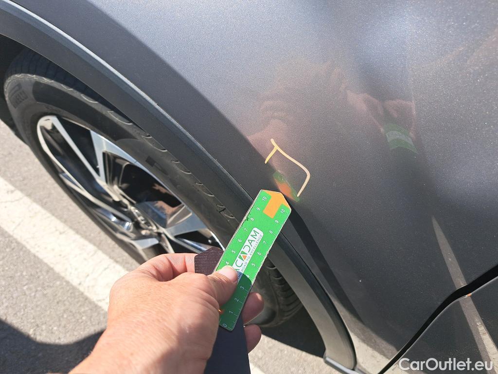  Toyota  C-HR TOYOTA  / 2016 / 5P / todoterreno 1.8 125H Advance (CX) #2