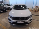  Volkswagen  T-ROC VOLKSWAGEN  / 2017 / 5P / SUV 2.0 TDI SCR BUSINESS BMT DSG #8