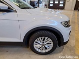  Volkswagen  T-ROC VOLKSWAGEN  / 2017 / 5P / SUV 2.0 TDI SCR BUSINESS BMT DSG #44