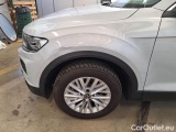  Volkswagen  T-ROC VOLKSWAGEN  / 2017 / 5P / SUV 2.0 TDI SCR BUSINESS BMT DSG #105