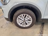  Volkswagen  T-ROC VOLKSWAGEN  / 2017 / 5P / SUV 2.0 TDI SCR BUSINESS BMT DSG #122