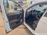  Volkswagen  T-ROC VOLKSWAGEN  / 2017 / 5P / SUV 2.0 TDI SCR BUSINESS BMT DSG #166