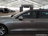  Volvo  V60 VOLVO  / 2018 / 5P / STATION WAGON D3 BUSINESS PLUS #87