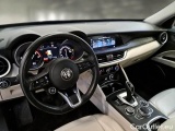  Alfa Romeo   STELVIO ALFA ROMEO / 2017 / 5P / SUV 2.2 TURBO DIES 190CV EXECUTIVE AT8 RWD #3
