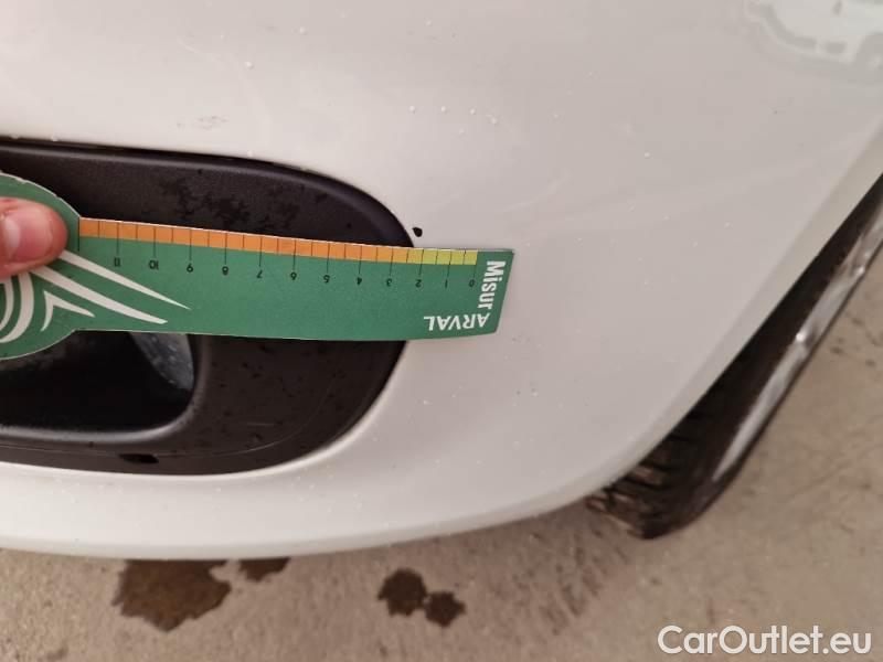  Fiat  Panda FIAT  / 2011 / 5P / BERLINA 1.2 69CV E6 EASY #33