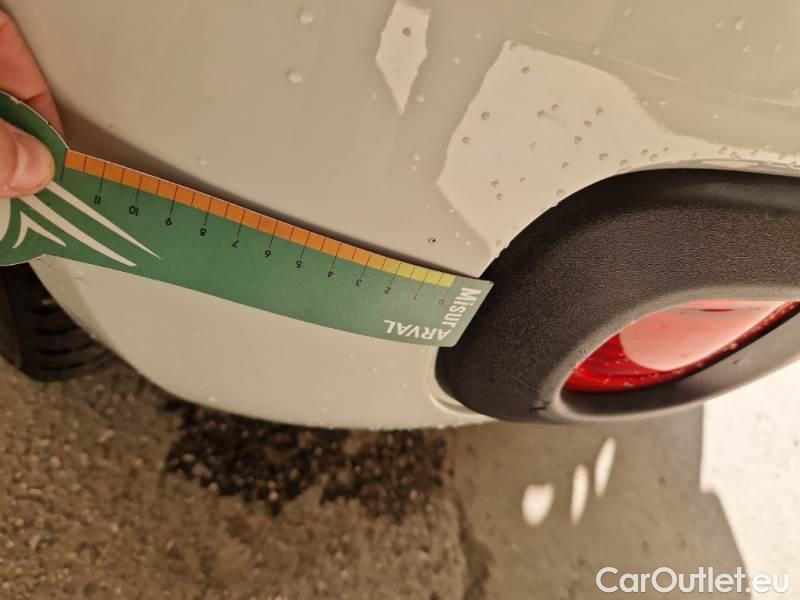  Fiat  Panda FIAT  / 2011 / 5P / BERLINA 1.2 69CV E6 EASY #47