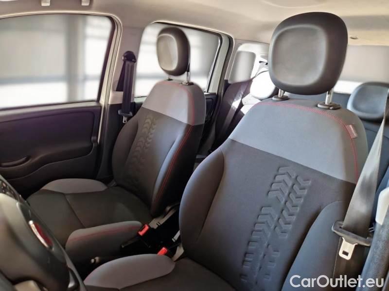  Fiat  Panda FIAT  / 2011 / 5P / BERLINA 1.2 69CV E6 EASY #11