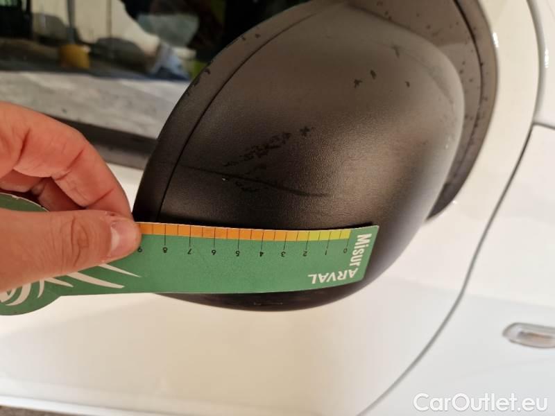  Fiat  Panda FIAT  / 2011 / 5P / BERLINA 1.2 69CV E6 EASY #36