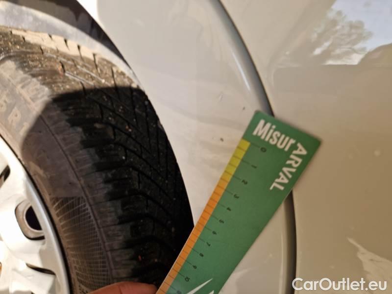  Fiat  Panda FIAT  / 2011 / 5P / BERLINA 1.2 69CV E6 EASY #40