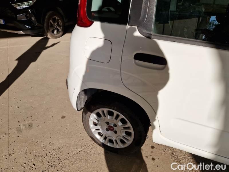  Fiat  Panda FIAT  / 2011 / 5P / BERLINA 1.2 69CV E6 EASY #39