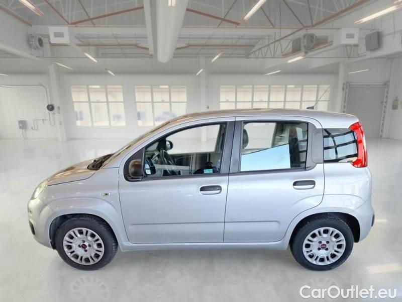  Fiat  Panda FIAT  / 2011 / 5P / BERLINA 1.2 69CV E6 EASY #8