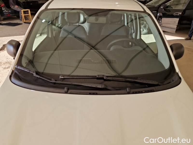  Fiat  Panda FIAT  / 2011 / 5P / BERLINA 1.2 69CV E6 EASY #27