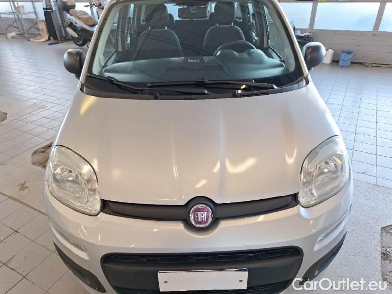  Fiat  Panda FIAT  / 2011 / 5P / BERLINA 1.2 69CV E6 EASY #23